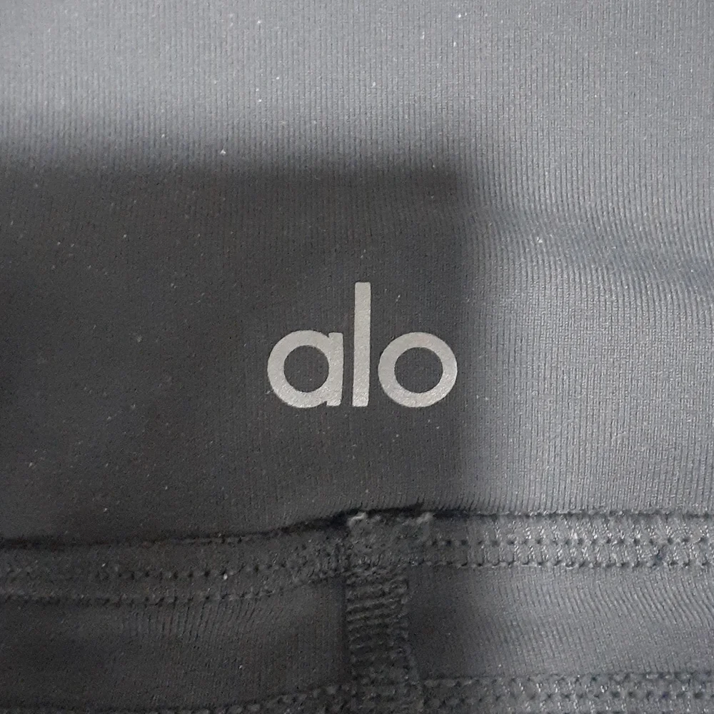Alo yoga mesh wrapped stirrup high waist grey leggins size extra small - Picture 12 of 14